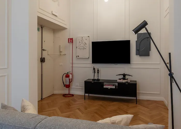 Apartamento Castro Pretorio 21 - Fromhometorome Roma